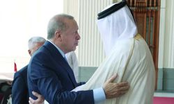 Cumhurbaşkanı Erdoğan, Katar'da resmi törenle karşılandı