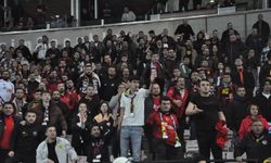Es-Es taraftarı sonunda patladı