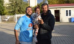 Ağabeyini yalnız bırakmadı