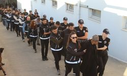 Helikopterlerin gözetiminde "Bayğaralar"çetesi adliyeye sevk edildi