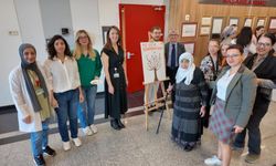 Eskişehir Şehir Hastanesi'nde yaşlılar günü standı kuruldu