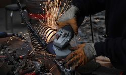 Eskişehirli genç heykeltıraş metalle ilhamını şekillendiriyor