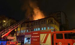 Eşi eve almayınca sinirlenip binanın çatısını yaktı: 1 gözaltı