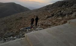 Merdivenlerden yuvarlanan turist yaralandı