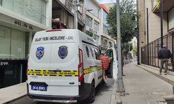 4 katlı binada çıkan yangında 1 kişi yanarak hayatını kaybetti
