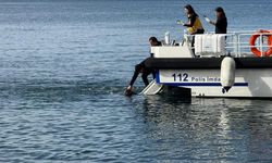 Denizde erkek cesedi bulundu