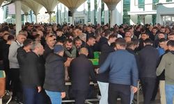 Alkolden zehirlendiği iddia edilen 14 yaşındaki Hiranur son yolculuğuna uğurlandı