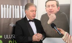 Ünlü keman virtüözü Aşkın, Anadolu Üniversitesi'nde konuştu