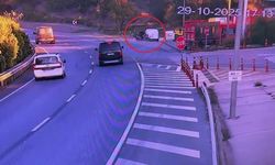 Park halindeki araca çarptı, ölümden döndü