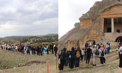 Eskişehir'de üniversite öğrencileri ile doğa yürüşüyü düzenlendi