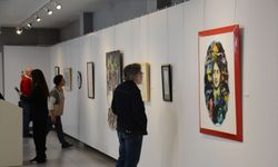 Anadolu Üniversitesi’nde 29 Ekim Cumhuriyet Bayramı Karma Sergisi açıldı