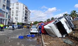 Kontrolden çıkan tırın 2 aracı ezdiği anlar kamerada