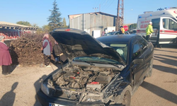 Otomobil ile minibüs çarpıştı: 4 yaralı