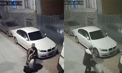 Fatih'te kendisine vuran kadını döverek yerde sürükledi