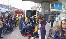 Çekmeköy'de otobüs dehşeti: Yayalara çarptı!