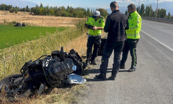 Bariyere çarpan Rus motosiklet sürücüsü hayatını kaybetti
