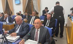 CHP’li Çakırözer’den Fidan’a: “23 sayfa konuştunuz, bir kez demokrasi demediniz!"