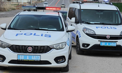 ‘Yan baktın’ diyen 4 çocuğun saldırdığı genç bıçaklandı