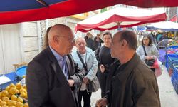 CHP’li Çakırözer pazarda esnafı ve vatandaşı dinledi: “Gerçek enflasyon vatandaşın pazar çantasında"