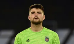 Beşiktaşlı kaleci Ersin Destanoğlu, suç duyurusunda bulunmak için adliyede