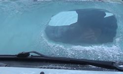 Kars eksi 13’ü gördü: Araç camları buz tuttu