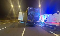 Tıra Çarpan Kamyon Şoförü Hayatını Kaybetti