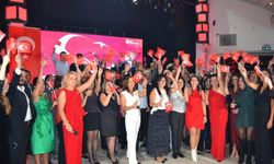 Eskişehir'de Özel Ümit Hastaneleri Cumhuriyet'in 102. yılını coşkuyla kutladı