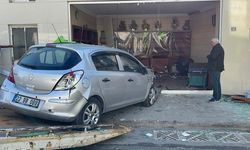 Fırına dalan otomobil ortalığı savaş alanına çevirdi