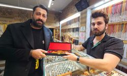 Tespih aşkı sınır tanımadı: 1 milyon 600 bin liralık Osmanlı kehribarı aldı