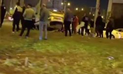 Araç refüje uçtu: 1 yaralı