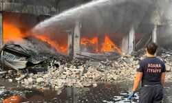 Adana'da hırdavat dükkanında çıkan yangın, kontrol altına alındı