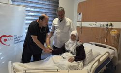 77 yaşındaki kadının safra kesesinden 213 taş çıkarıldı