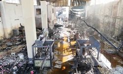 Kocaeli'de 6 kişiye mezar olan parfüm dolum tesisinin içi görüntülendi