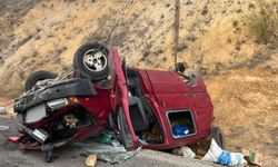 Eskişehir yolunda kaza! Kontrolden çıkan kamyonet ters döndü: 2 yaralı