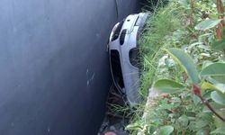 Bahçelievler’de kontrolden çıkan araç çok sayıda araca çarpıp boşluğa düştü