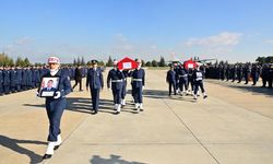 İki hava şehidinin naaşı Eskişehir'e getirildi
