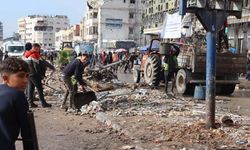 Gazzeliler "Yeniden İnşa Edeceğiz" kampanyası başlattı