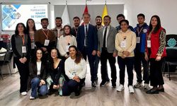 Eskişehirli gençlerden Kolombiya'da kültürel buluşma