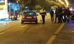 Karşıdan karşıya geçerken aracın çarptığı yaya yaralandı