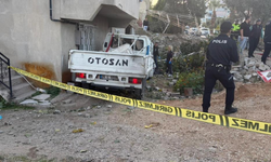 Kamyonet evin bahçesine uçtu; 1 ölü 3 yaralı