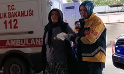 Elleri merdaneli ütüye sıkışan kadın yaralandı