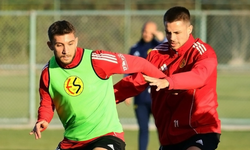 Şimşeklerden çift çalışma