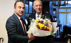 Eskişehir Emniyeti’nden 93 yaşındaki emekli öğretmene anlamlı ziyaret