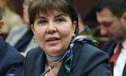 EBB Meclis Üyesi İnci Şentuna’dan 25 Kasım mesajı: “Bir kadının sesi kısılırsa, toplumun vicdanı karanlığa gömülür”