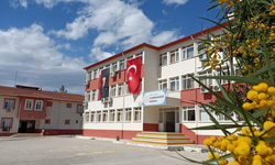 Eskişehir'de o okulda asansör krizi: 'Okula varıyor ama sınıfa çıkamıyor'