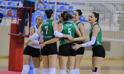 Peyman ve Yesevi evinde oynayacak