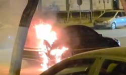 Seyir halindeki otomobilde yangın