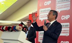 CHP Lideri Özgür Özel Eskişehir’de eğitim paneline katıldı: "Üniversitede kayyım dönemini bitireceğiz"