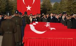 Türkiye şehitlerine ağlıyor! Kahramanlara son görev