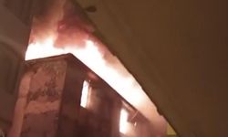 Gaziantep’te 4 katlı bina alevlere teslim oldu